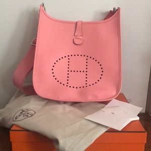 Hermès Evelyn’s PM Rose Saddle Bag